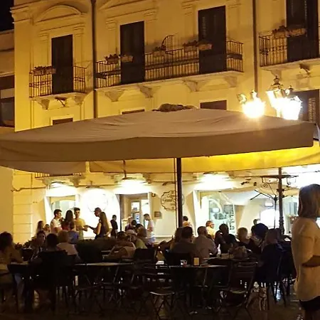 A Due Passi Dal Mare Nyaraló *